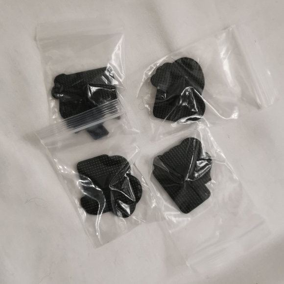 Pokemon Gameboy Enamel Pin Set - Picture 3 of 3